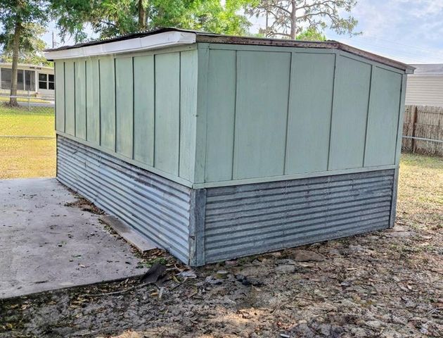 5233 HILL DRIVE, Zephyrhills, FL 33542