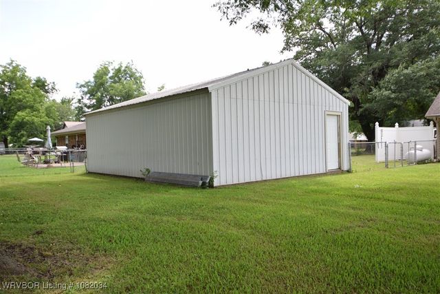 428 N Elm Street, Sallisaw, OK 74955