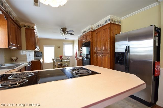 428 N Elm Street, Sallisaw, OK 74955