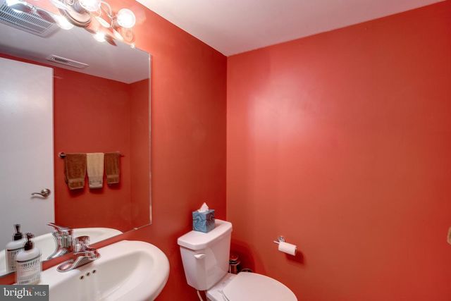 14 ELSINORE DR, Hainesport, NJ 08036