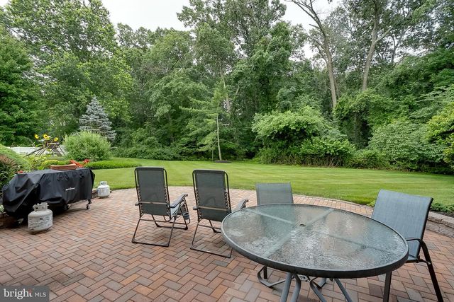 14 ELSINORE DR, Hainesport, NJ 08036