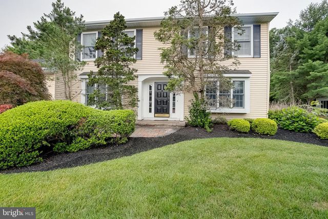 14 ELSINORE DR, Hainesport, NJ 08036