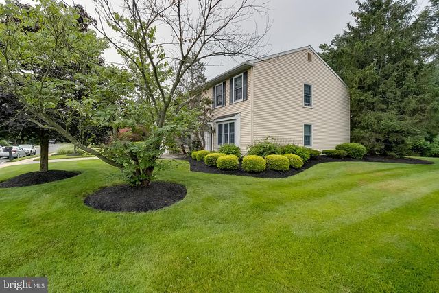 14 ELSINORE DR, Hainesport, NJ 08036
