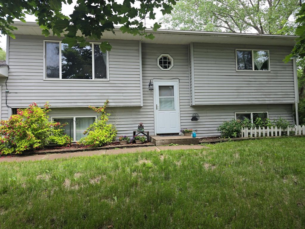 1030 Porter Street, Clearwater Twp, MN 55320