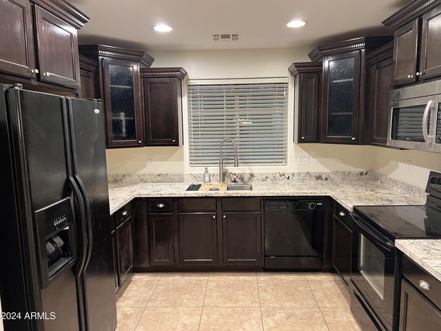 2499 E Boston Street, Gilbert, AZ 85295