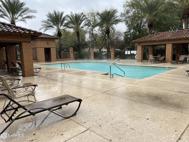 2499 E Boston Street, Gilbert, AZ 85295