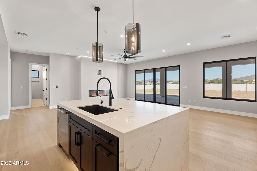 1658 E New River Road, Phoenix, AZ 85086 — photo 4