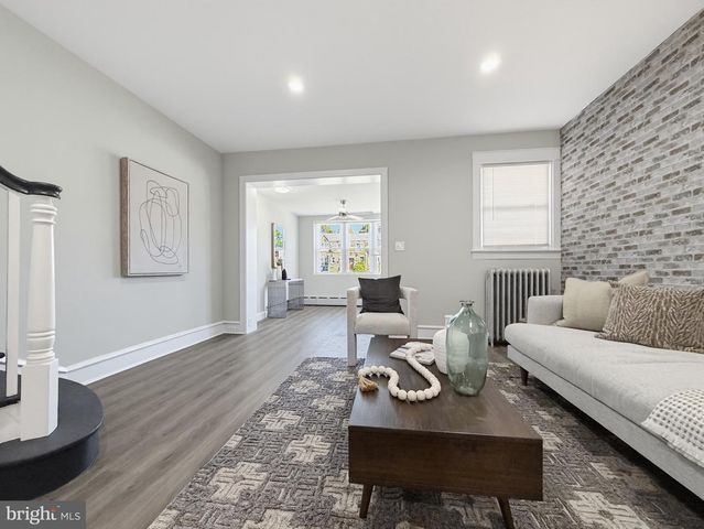5825 HOFFMAN AVE, Philadelphia, PA 19143