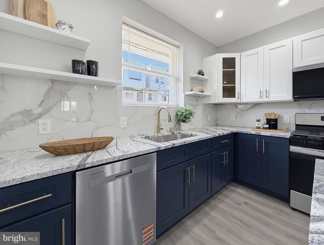 5825 HOFFMAN AVE, Philadelphia, PA 19143