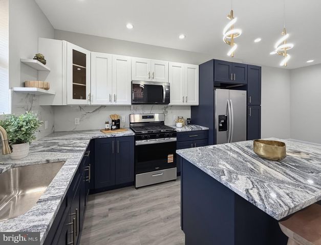 5825 HOFFMAN AVE, Philadelphia, PA 19143