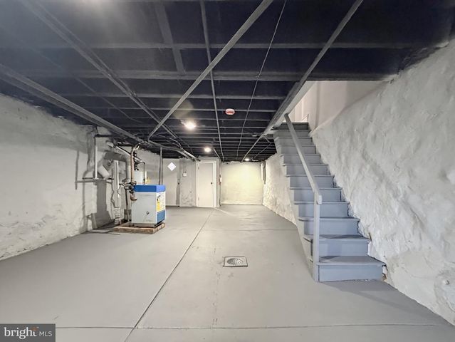 5825 HOFFMAN AVE, Philadelphia, PA 19143