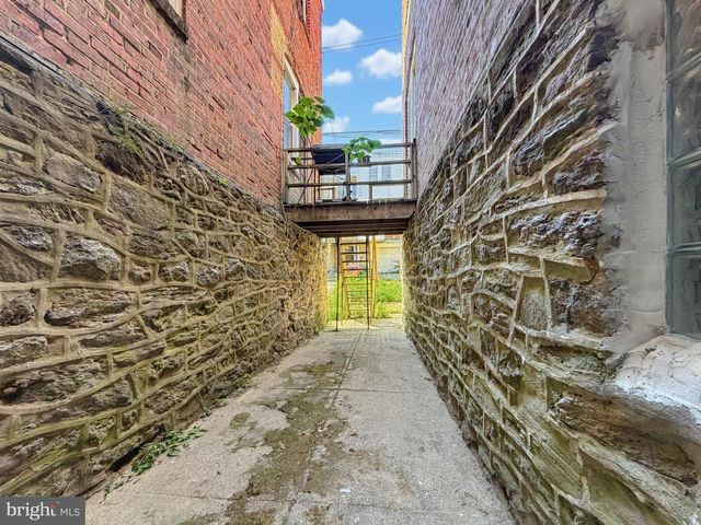 5825 HOFFMAN AVE, Philadelphia, PA 19143