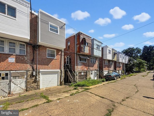 5825 HOFFMAN AVE, Philadelphia, PA 19143