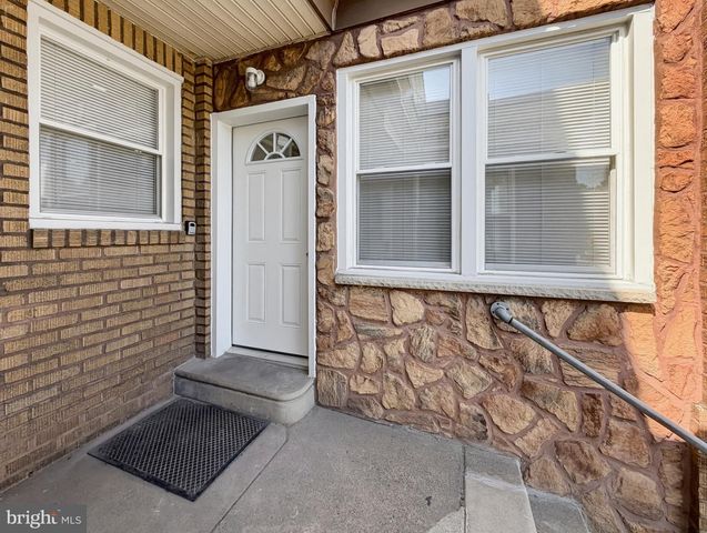 5825 HOFFMAN AVE, Philadelphia, PA 19143