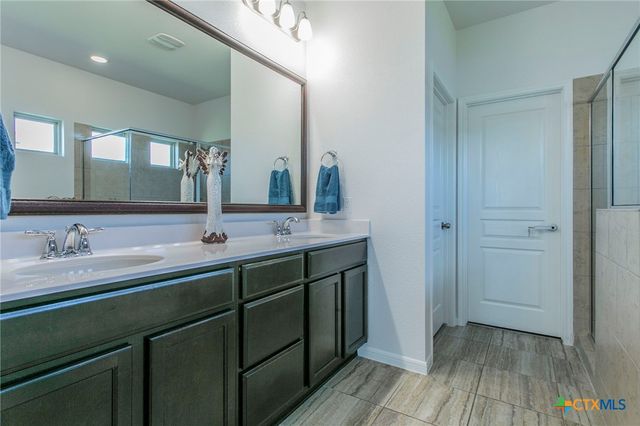 7010 Crystal Valley Drive, Temple, TX 76502
