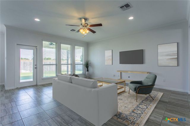 7010 Crystal Valley Drive, Temple, TX 76502