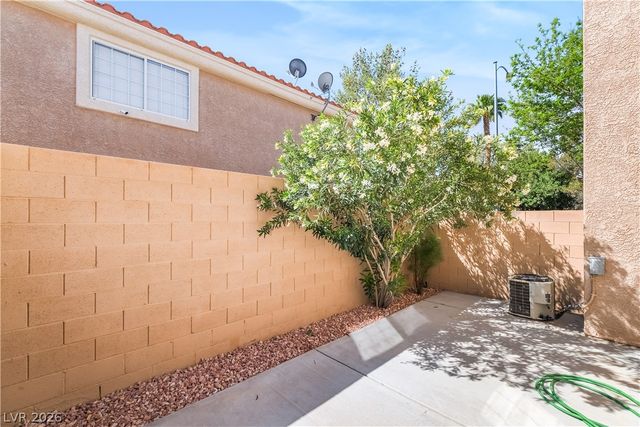 9680 Lame Horse Drive, Las Vegas, NV 89123