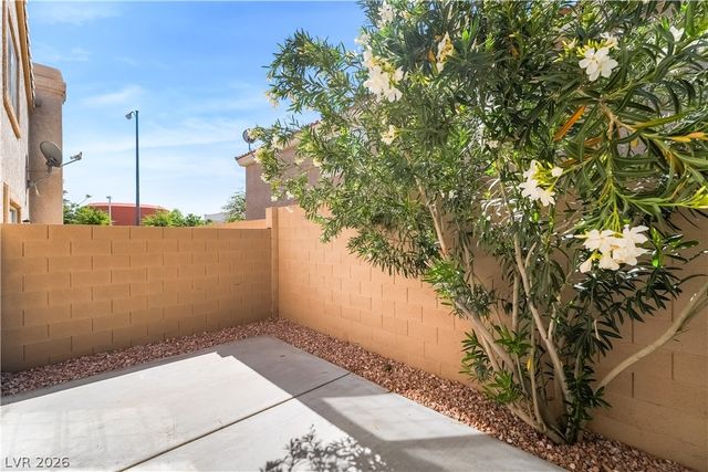 9680 Lame Horse Drive, Las Vegas, NV 89123