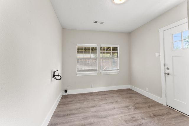 512 Cedar Drive, Garland, TX 75040