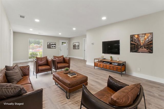 512 Cedar Drive, Garland, TX 75040