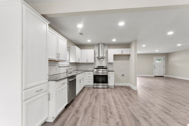 512 Cedar Drive, Garland, TX 75040