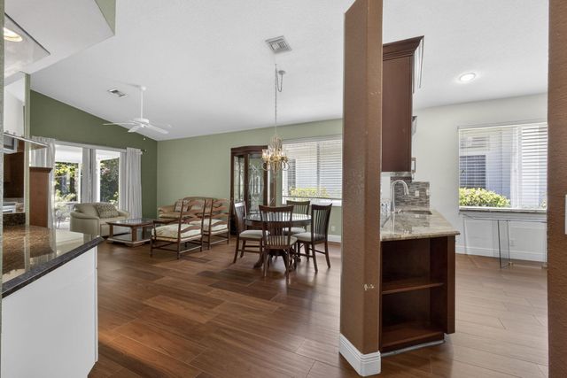 9198 Clipper Circle, West Palm Beach, FL 33411