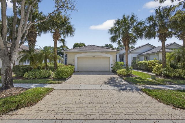 9198 Clipper Circle, West Palm Beach, FL 33411