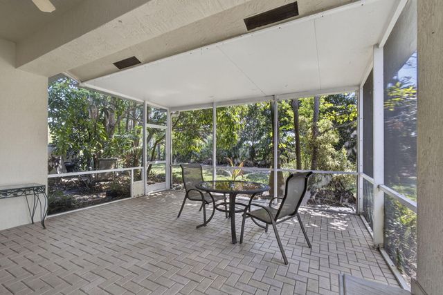 9198 Clipper Circle, West Palm Beach, FL 33411