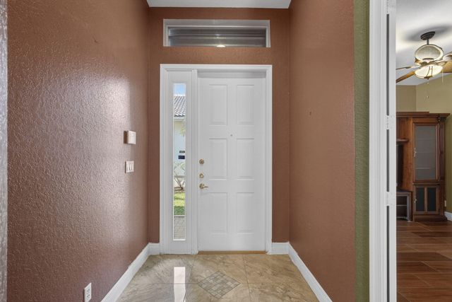 9198 Clipper Circle, West Palm Beach, FL 33411