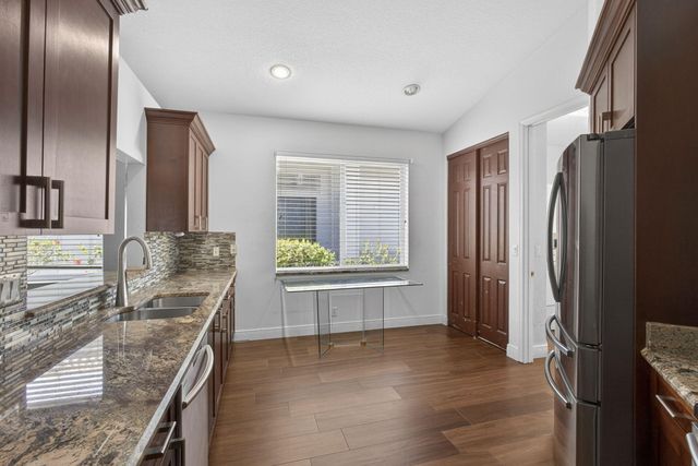 9198 Clipper Circle, West Palm Beach, FL 33411