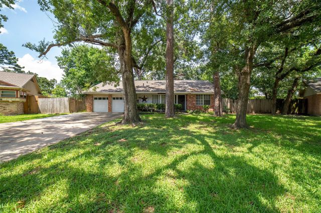 1518 Maux Drive, Houston, TX 77043