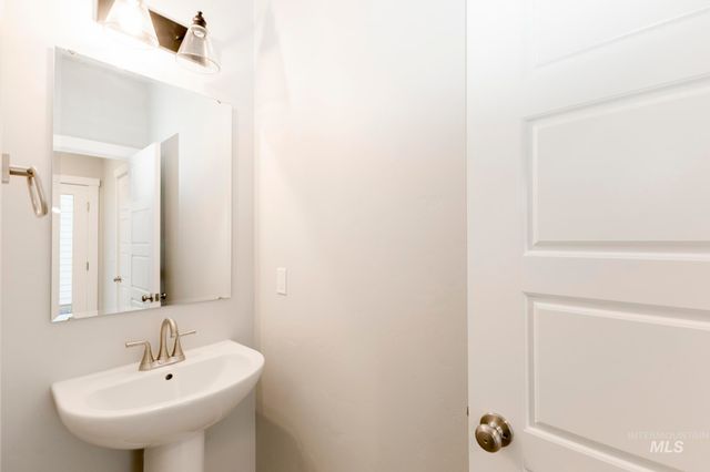 2963 E Mossy Creek Dr, Kuna, ID 83634