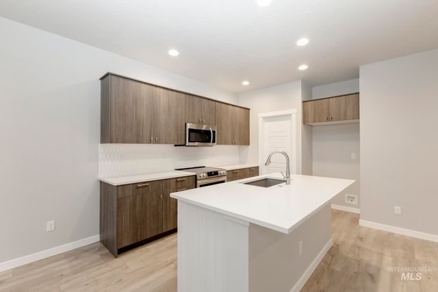 2963 E Mossy Creek Dr, Kuna, ID 83634