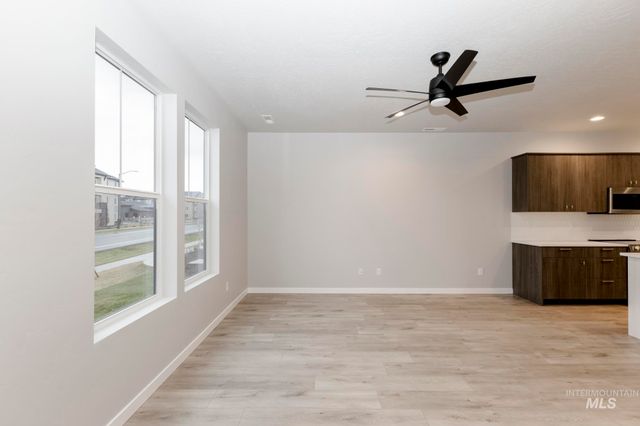 2963 E Mossy Creek Dr, Kuna, ID 83634