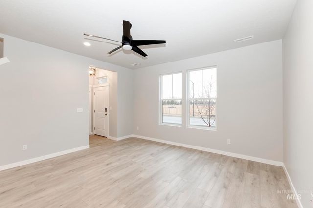 2963 E Mossy Creek Dr, Kuna, ID 83634