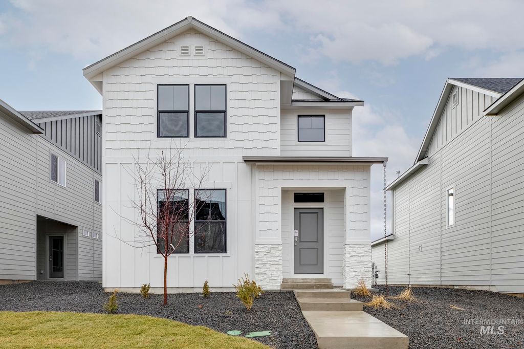 2963 E Mossy Creek Dr, Kuna, ID 83634