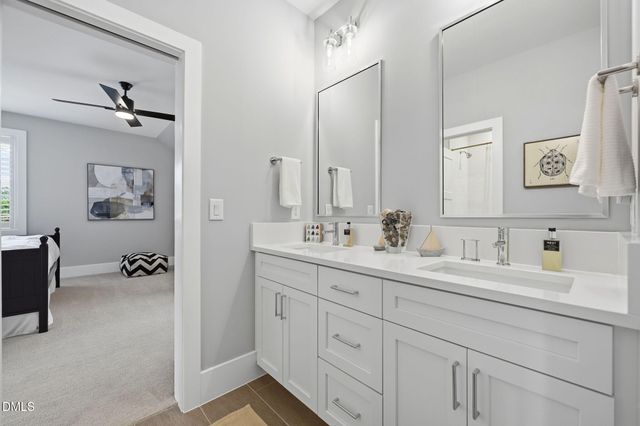 300 Plainview Avenue, Raleigh, NC 27604
