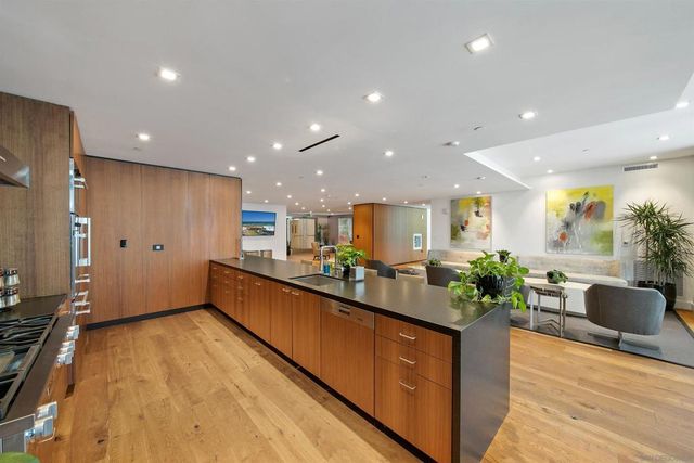 2855 5th Ave 901, San Diego, CA 92103