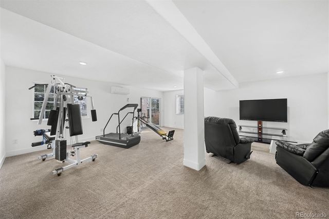 7790 S Quatar Court, Aurora, CO 80016