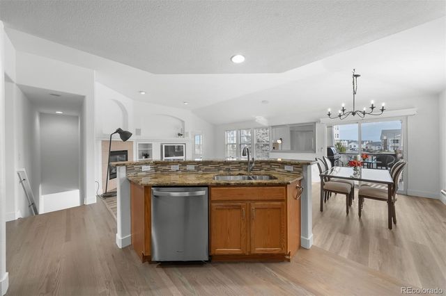 7790 S Quatar Court, Aurora, CO 80016