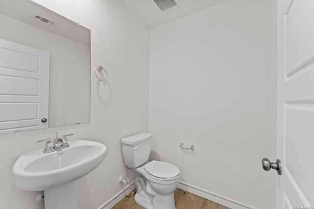 416 Raven Row, Marion, TX 78124