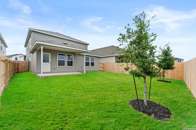 416 Raven Row, Marion, TX 78124