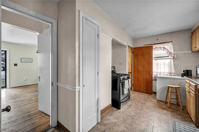 18207 Mapleboro Avenue, Maple Heights, OH 44137