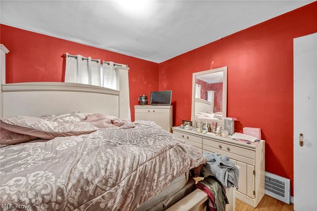 18207 Mapleboro Avenue, Maple Heights, OH 44137