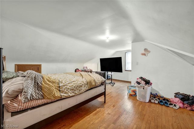 18207 Mapleboro Avenue, Maple Heights, OH 44137