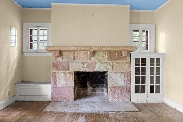 813 Fairmount Avenue, Signal Mountain, TN 37377