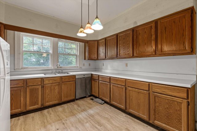 813 Fairmount Avenue, Signal Mountain, TN 37377
