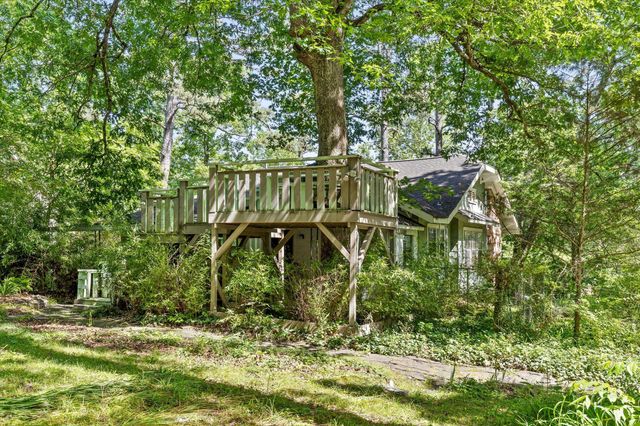 813 Fairmount Avenue, Signal Mountain, TN 37377