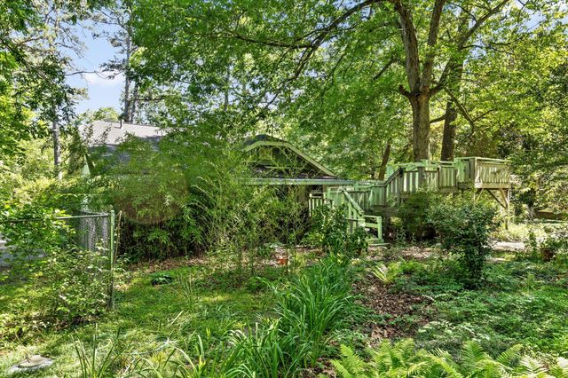 813 Fairmount Avenue, Signal Mountain, TN 37377