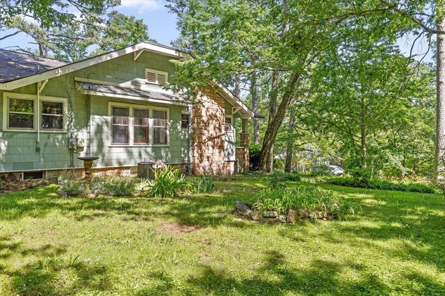 813 Fairmount Avenue, Signal Mountain, TN 37377
